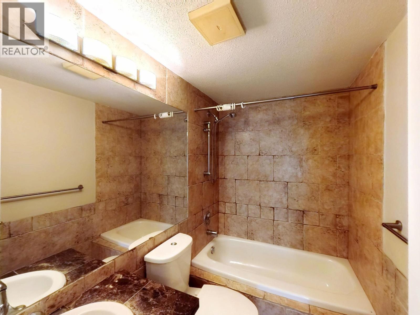 201 1868 W 8th Avenue, Vancouver, British Columbia  V6J 5G3 - Photo 30 - R3120515