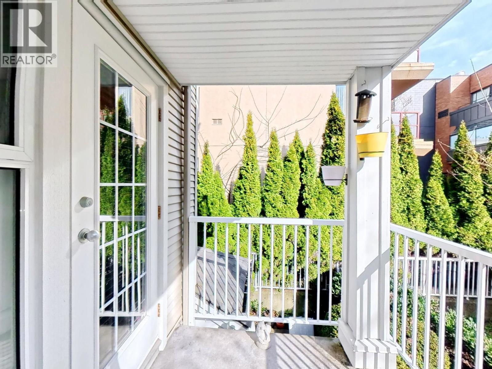201 1868 W 8th Avenue, Vancouver, British Columbia  V6J 5G3 - Photo 31 - R3120515