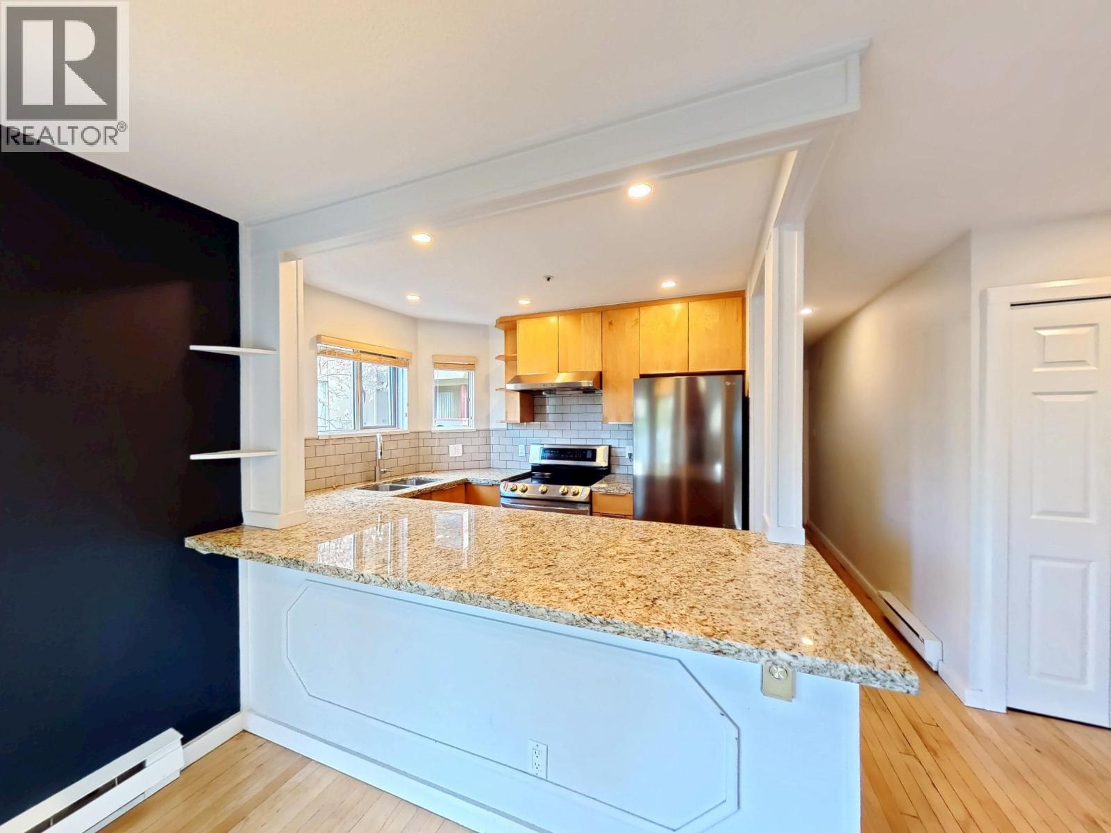 201 1868 W 8th Avenue, Vancouver, British Columbia  V6J 5G3 - Photo 6 - R3120515