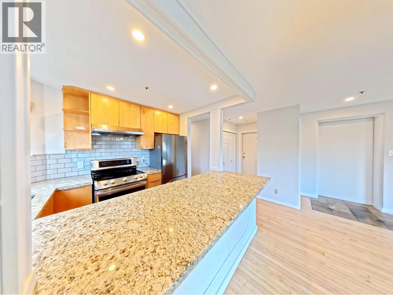 201 1868 W 8th Avenue, Vancouver, British Columbia  V6J 5G3 - Photo 8 - R3120515