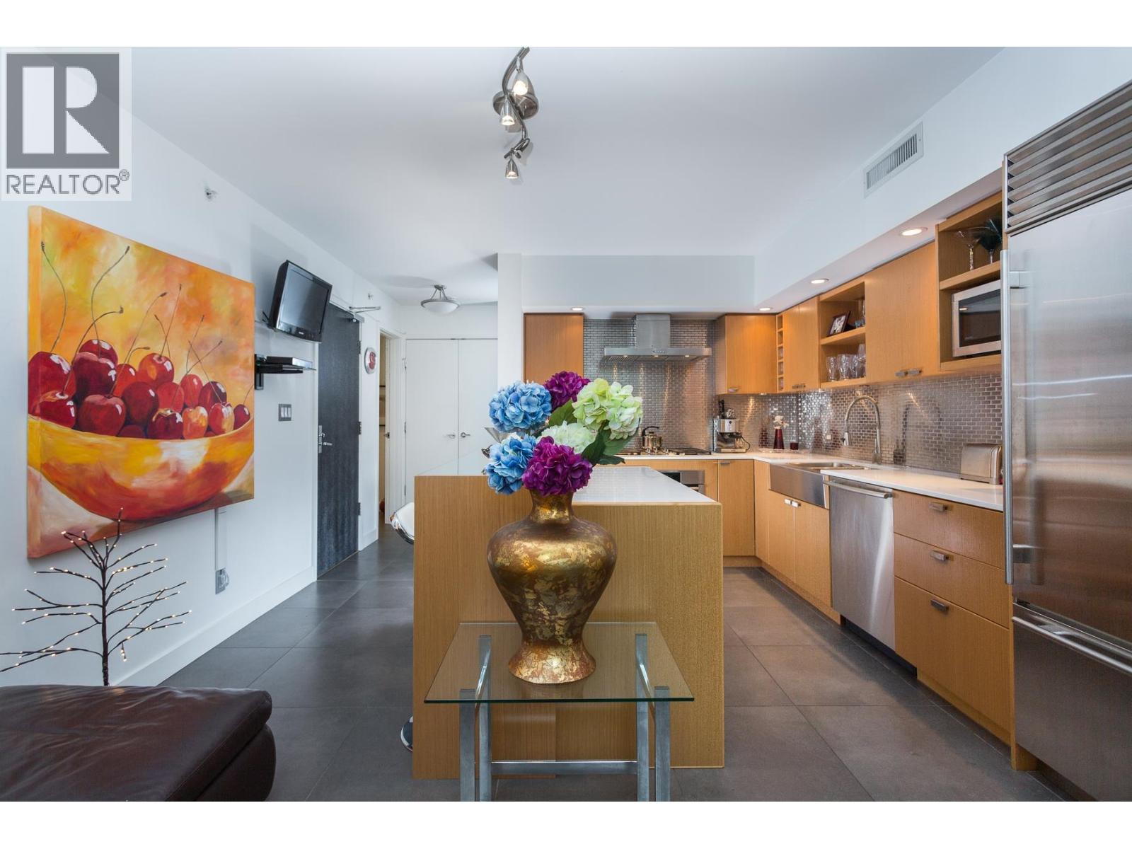 104 1168 Richards Street, Vancouver, British Columbia  V6B 3E6 - Photo 3 - R3120532