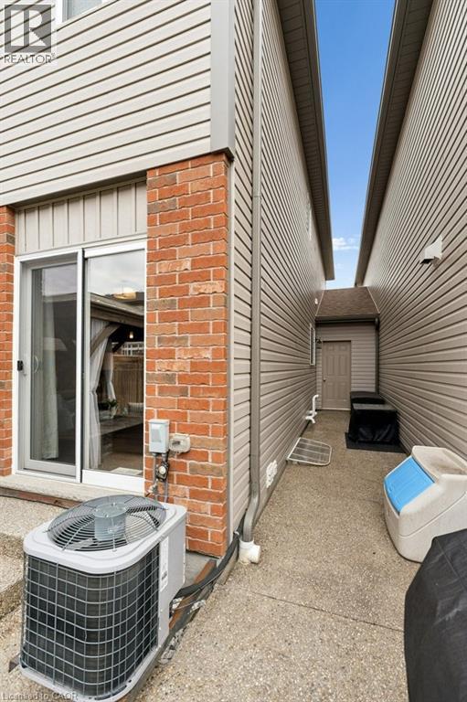 23 Valleybrook Drive, Kitchener, Ontario  N2A 0J9 - Photo 35 - 40826068