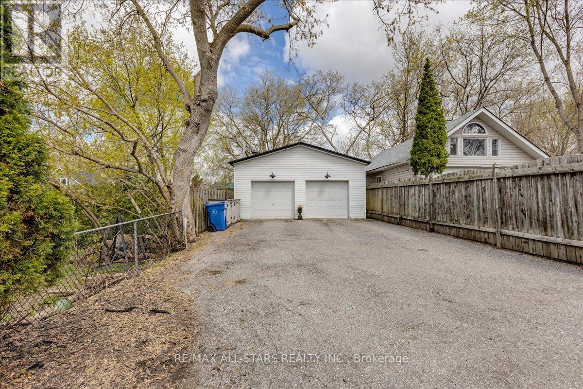 Main Floor - 387 Ontario Street, Newmarket, Ontario  L3Y 2K5 - Photo 16 - N13038544