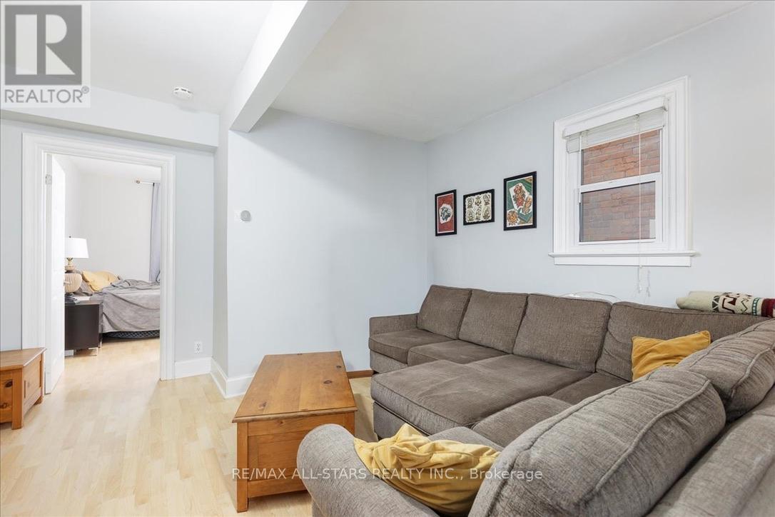 Main Floor - 387 Ontario Street, Newmarket, Ontario  L3Y 2K5 - Photo 5 - N13038544