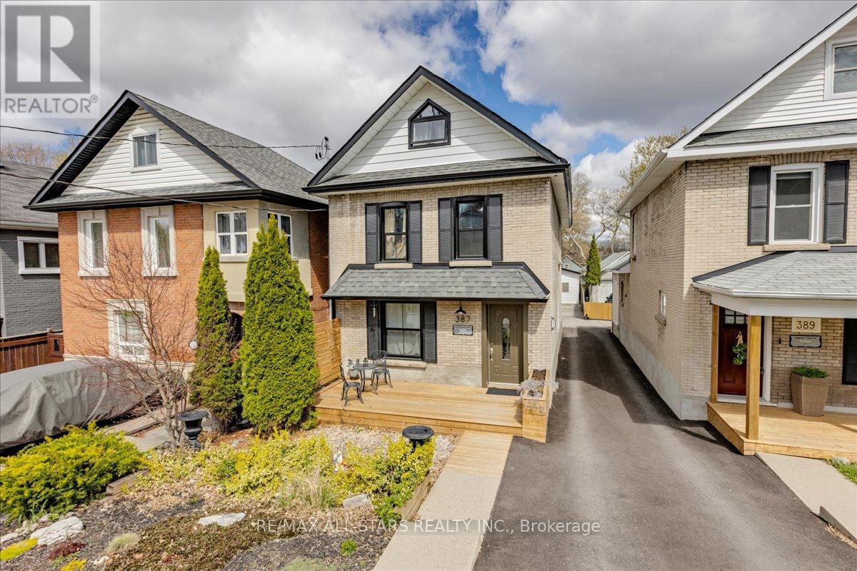 Main Floor - 387 Ontario Street, Newmarket, Ontario  L3Y 2K5 - Photo 13 - N13038544