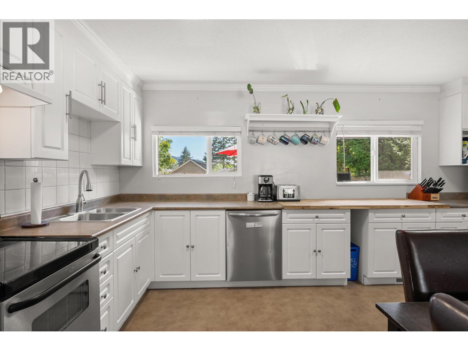 24898 122 Avenue, Maple Ridge, British Columbia  V4R 2A1 - Photo 11 - R3120349