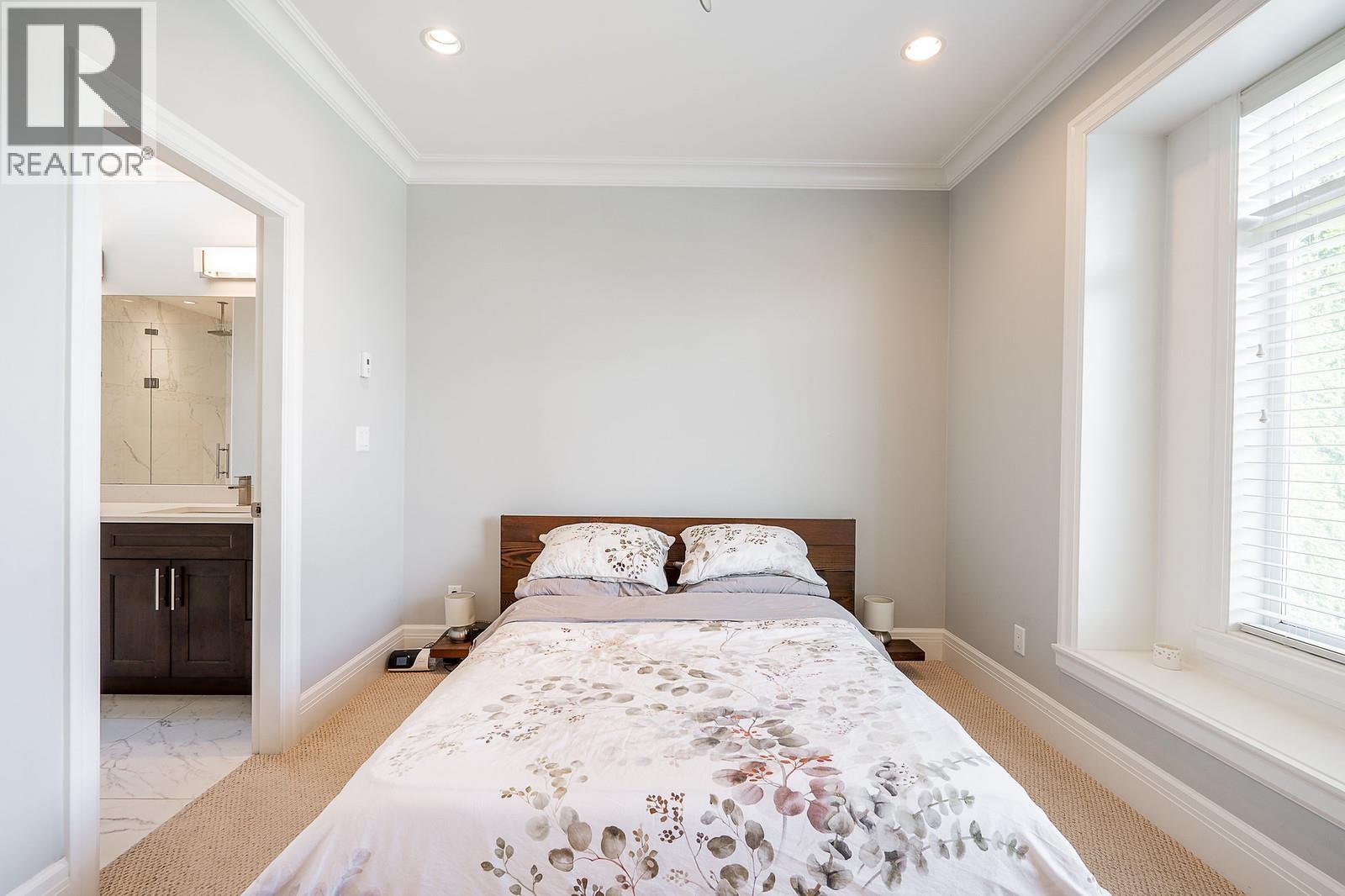 374 Simpson Street, New Westminster, British Columbia  V3L 3J9 - Photo 11 - R3120528