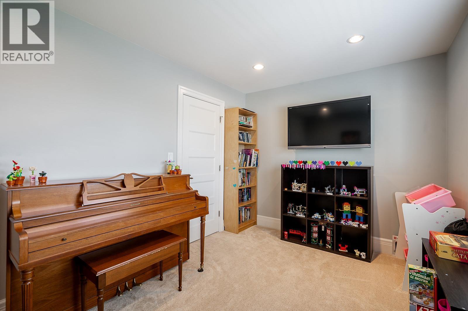 374 Simpson Street, New Westminster, British Columbia  V3L 3J9 - Photo 24 - R3120528