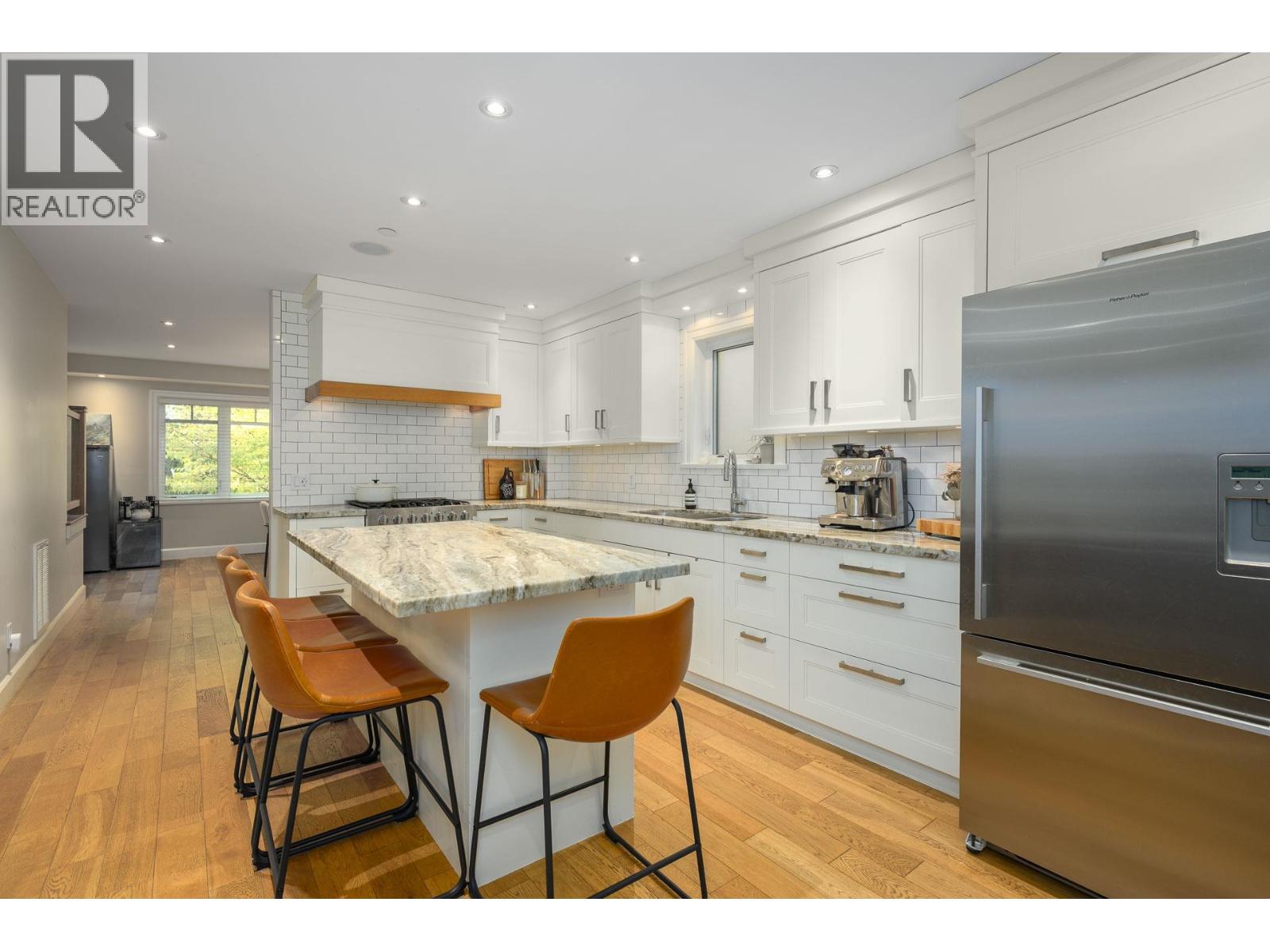 4241 Balkan Street, Vancouver, British Columbia  V5V 3Z4 - Photo 5 - R3120531