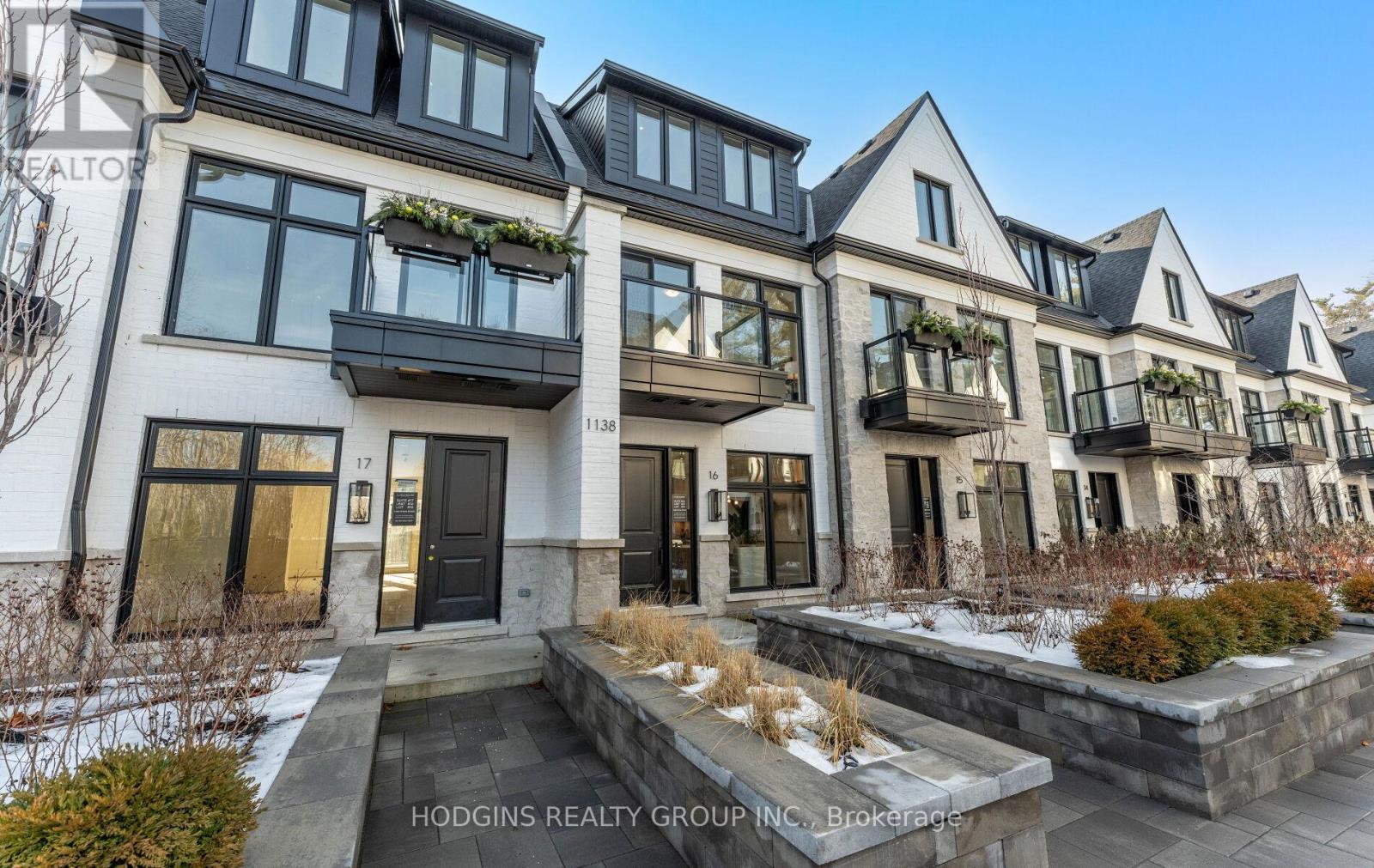 4 - 1136 Mona Road, Mississauga, Ontario  L5G 0C8 - Photo 5 - W12682858