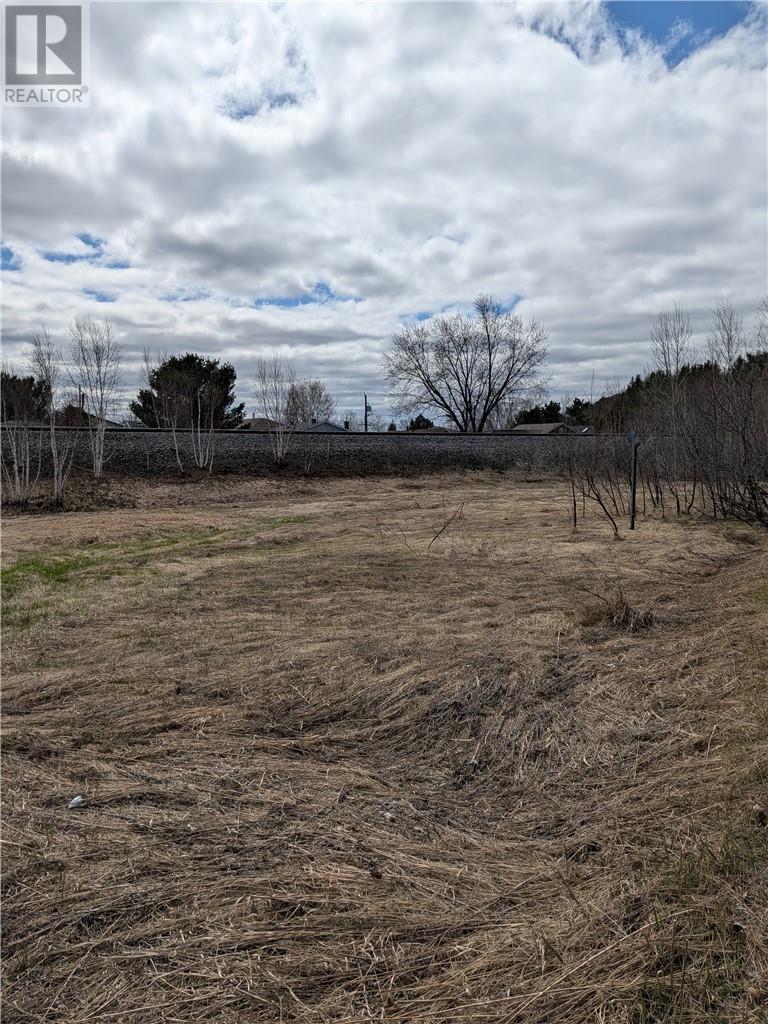 25 Savard Road, Wahnapitae, Ontario  P0M 3C0 - Photo 4 - 2127542