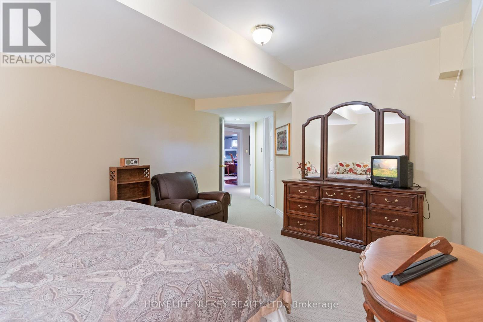 38 Castle Drive, Barrie, Ontario  L4N 1R1 - Photo 33 - S13093314