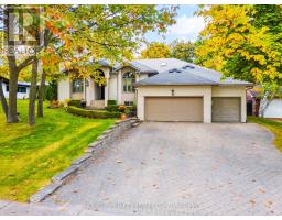 38 CASTLE DRIVE, Barrie, Ontario