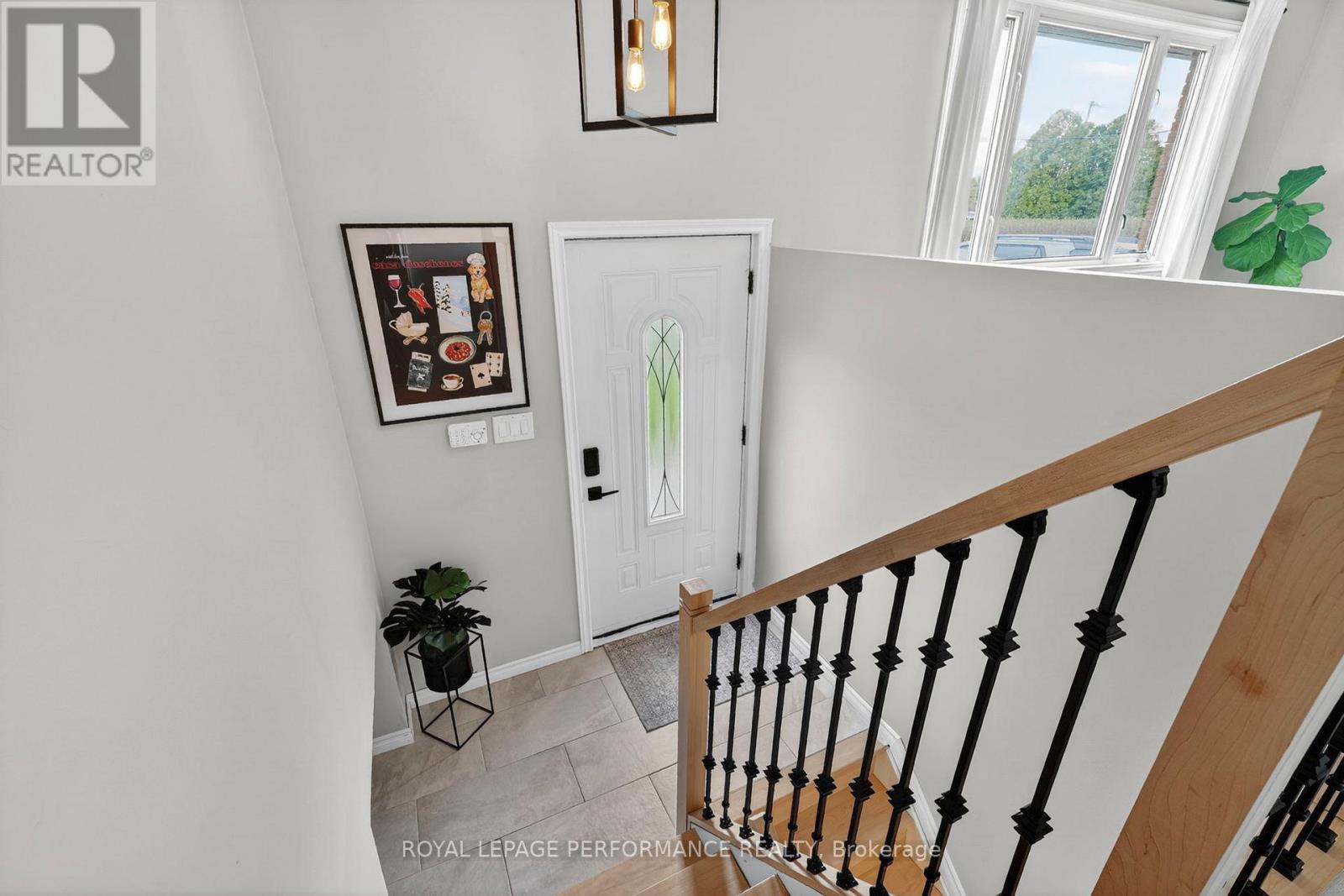 17406 County 18 Road, South Stormont, Ontario  K0C 2A0 - Photo 4 - X13093286