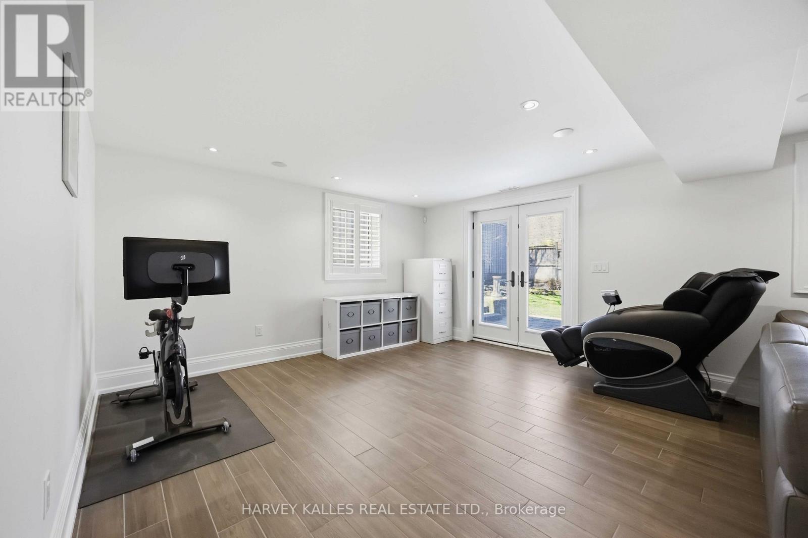 27 Ashley Park Road, Toronto, Ontario  M9A 4C9 - Photo 33 - W13093292
