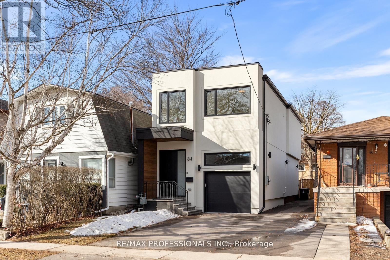 84 Twenty Ninth Street, Toronto, Ontario  M8W 3B1 - Photo 1 - W13093294