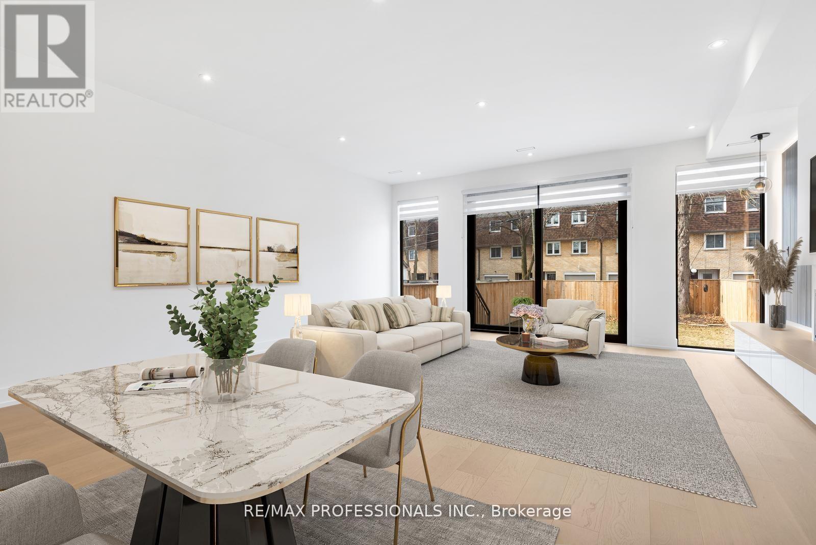 84 Twenty Ninth Street, Toronto, Ontario  M8W 3B1 - Photo 3 - W13093294