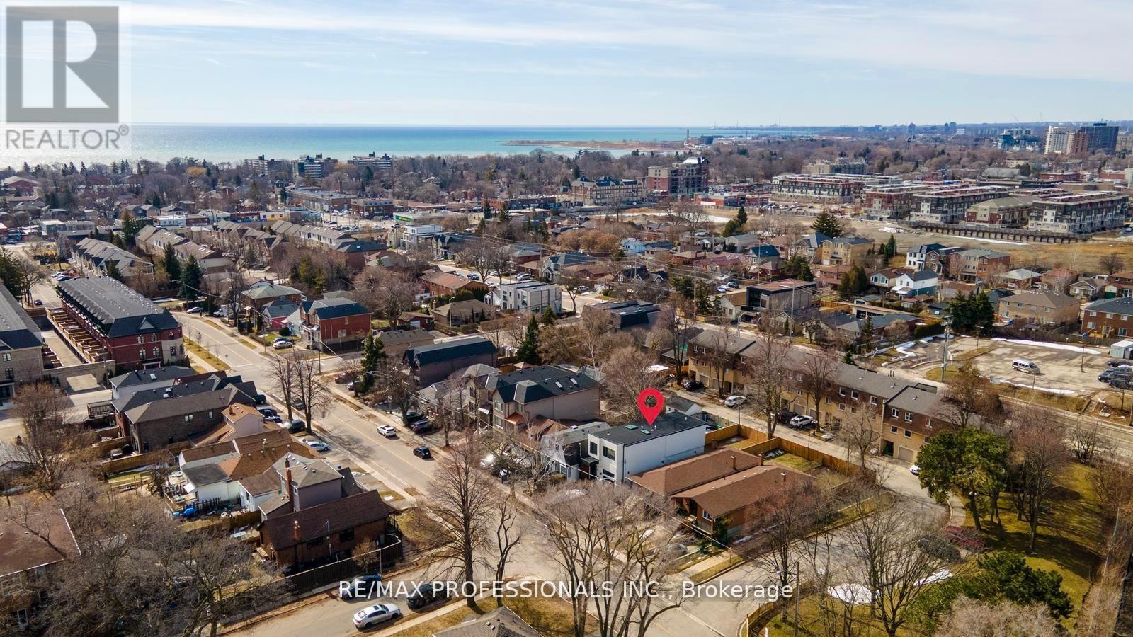 84 Twenty Ninth Street, Toronto, Ontario  M8W 3B1 - Photo 37 - W13093294