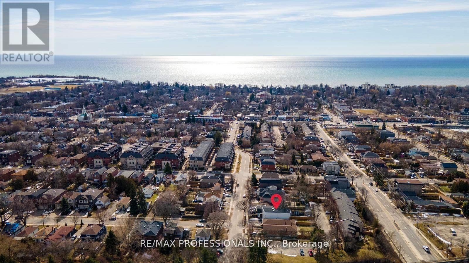 84 Twenty Ninth Street, Toronto, Ontario  M8W 3B1 - Photo 38 - W13093294