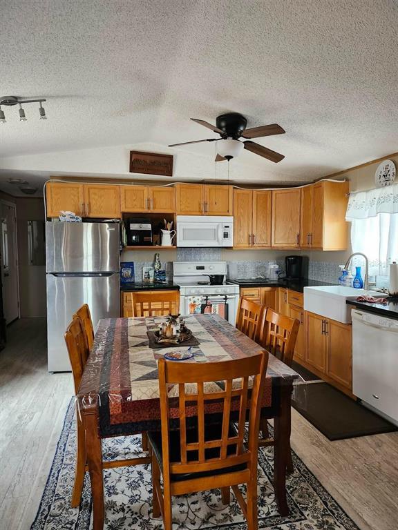 10 Woodlands Trailer Park Court, Woodlands, Manitoba  R0C 3H0 - Photo 1 - 202609527