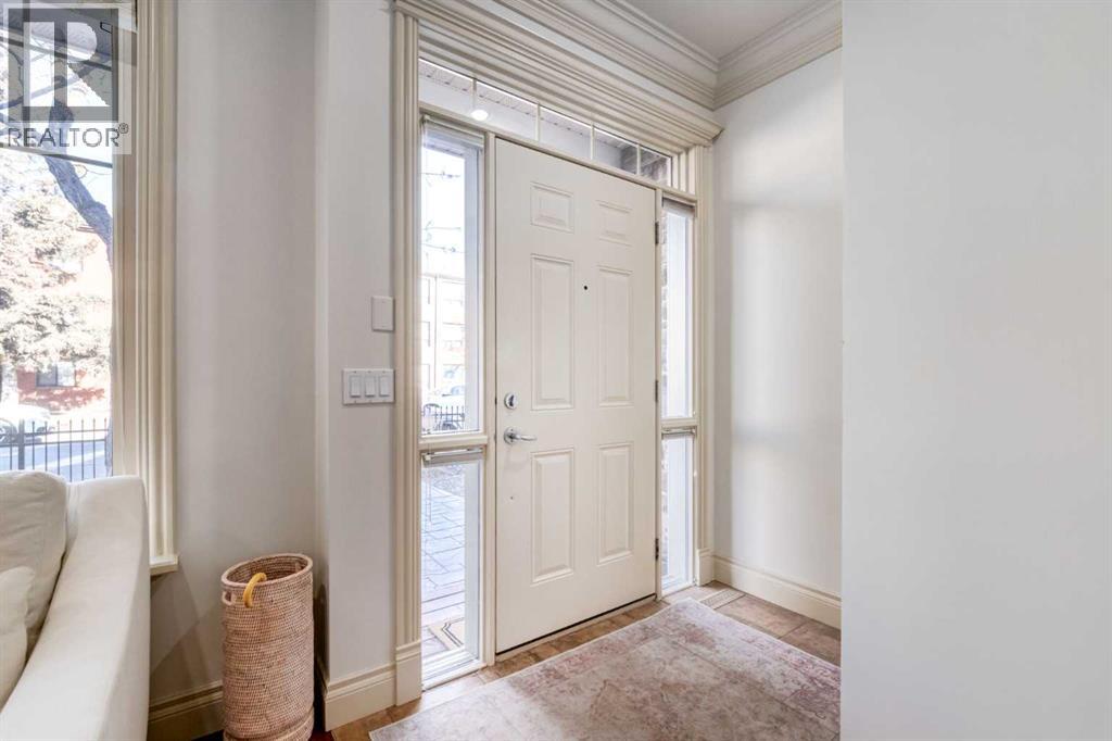 1, 2413 2 Avenue NW, Calgary, Alberta  T2N 0H5 - Photo 3 - A2284500
