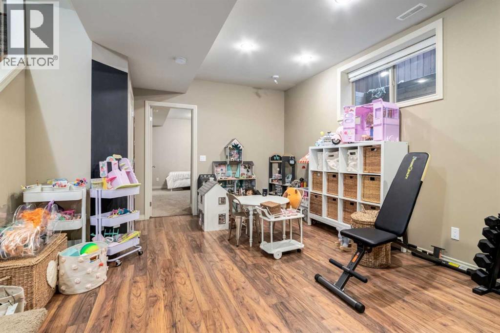 1, 2413 2 Avenue NW, Calgary, Alberta  T2N 0H5 - Photo 40 - A2284500