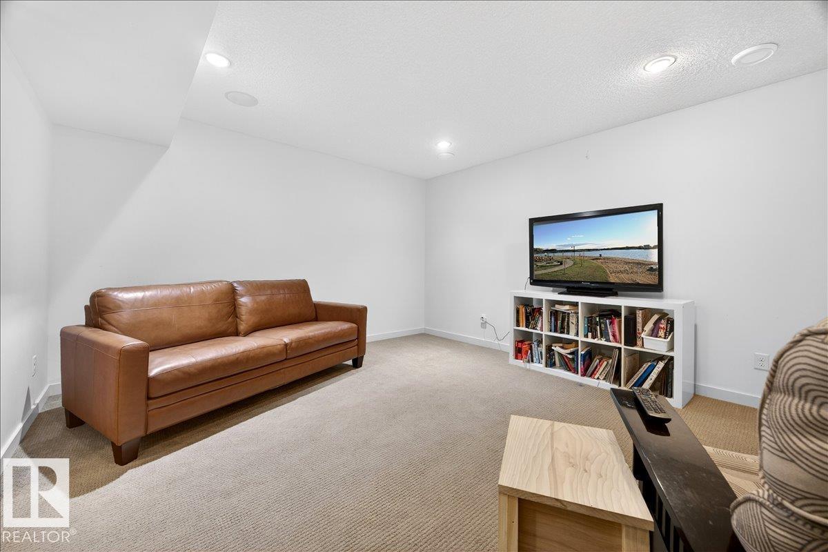8048 18 Av Sw, Edmonton, Alberta  T6X 0Z8 - Photo 34 - E4486082