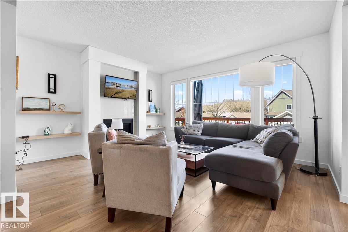 8048 18 Av Sw, Edmonton, Alberta  T6X 0Z8 - Photo 7 - E4486082