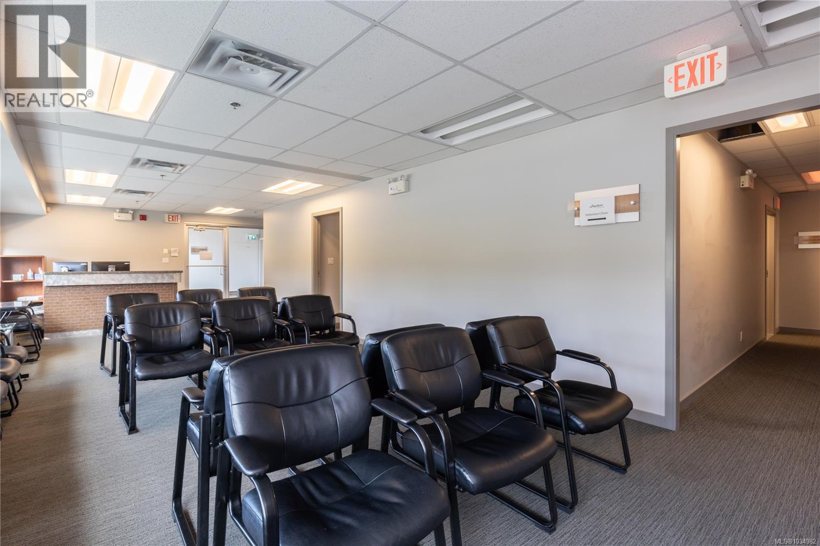 204 1650 Terminal Ave, Nanaimo, British Columbia  V9S 0A3 - Photo 11 - 1034982