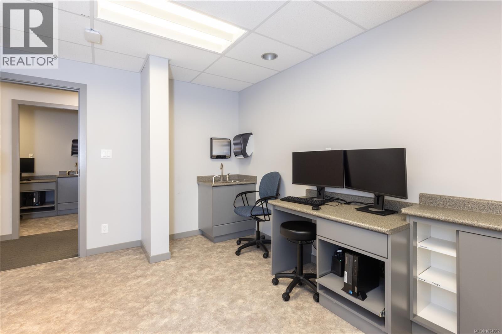 204 1650 Terminal Ave, Nanaimo, British Columbia  V9S 0A3 - Photo 14 - 1034982