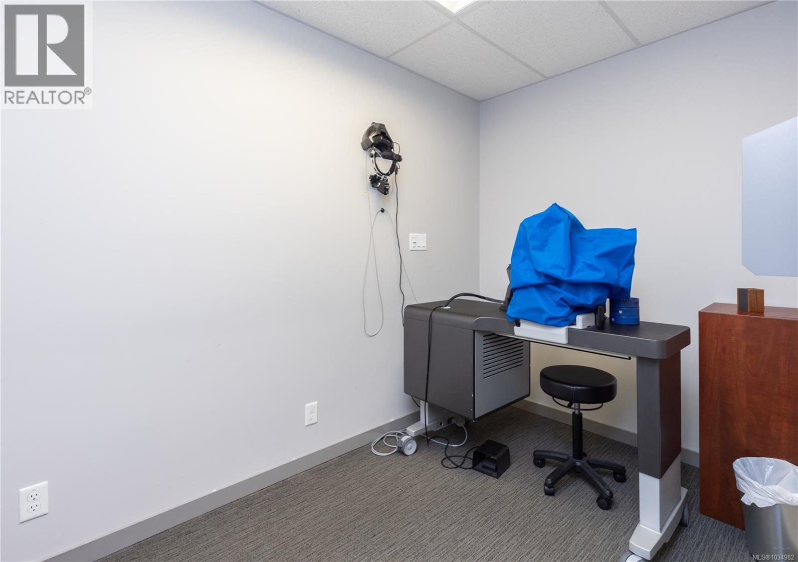 204 1650 Terminal Ave, Nanaimo, British Columbia  V9S 0A3 - Photo 16 - 1034982