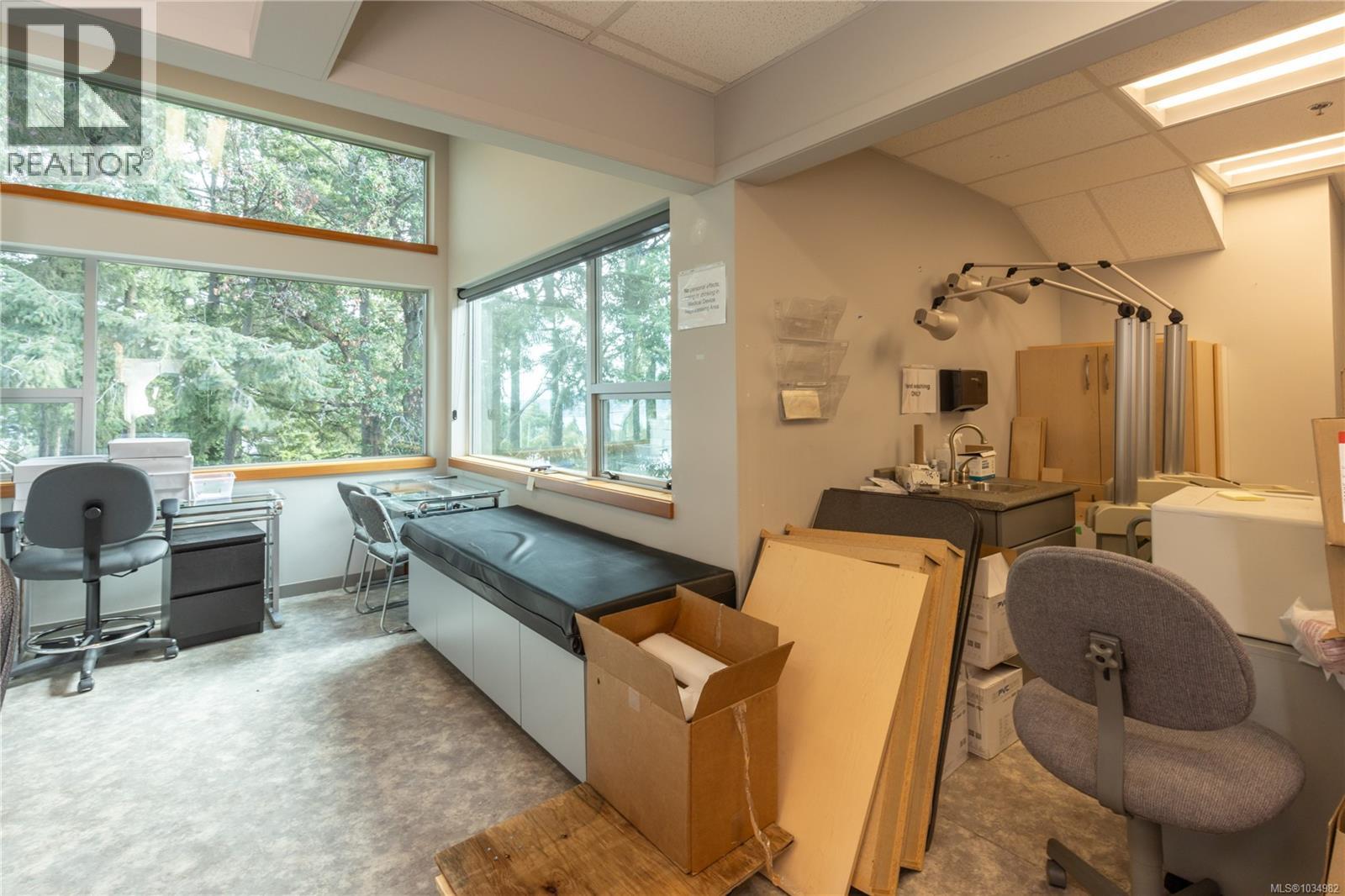 204 1650 Terminal Ave, Nanaimo, British Columbia  V9S 0A3 - Photo 24 - 1034982