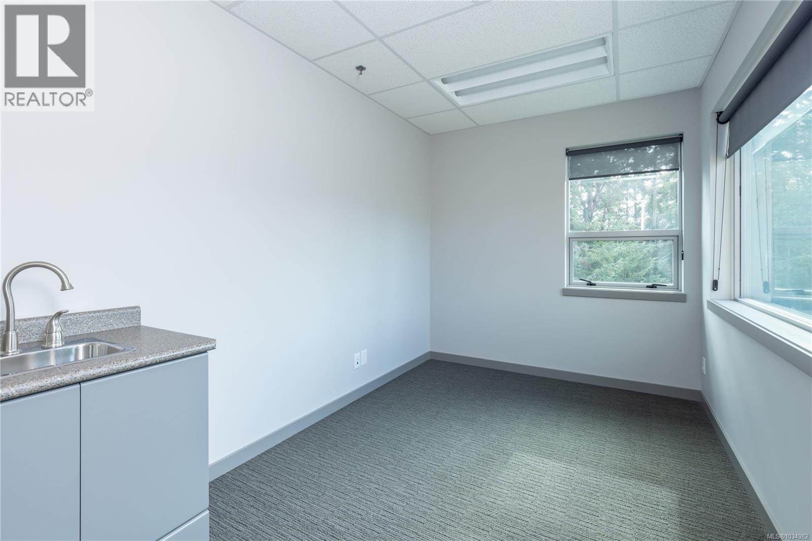 204 1650 Terminal Ave, Nanaimo, British Columbia  V9S 0A3 - Photo 34 - 1034982