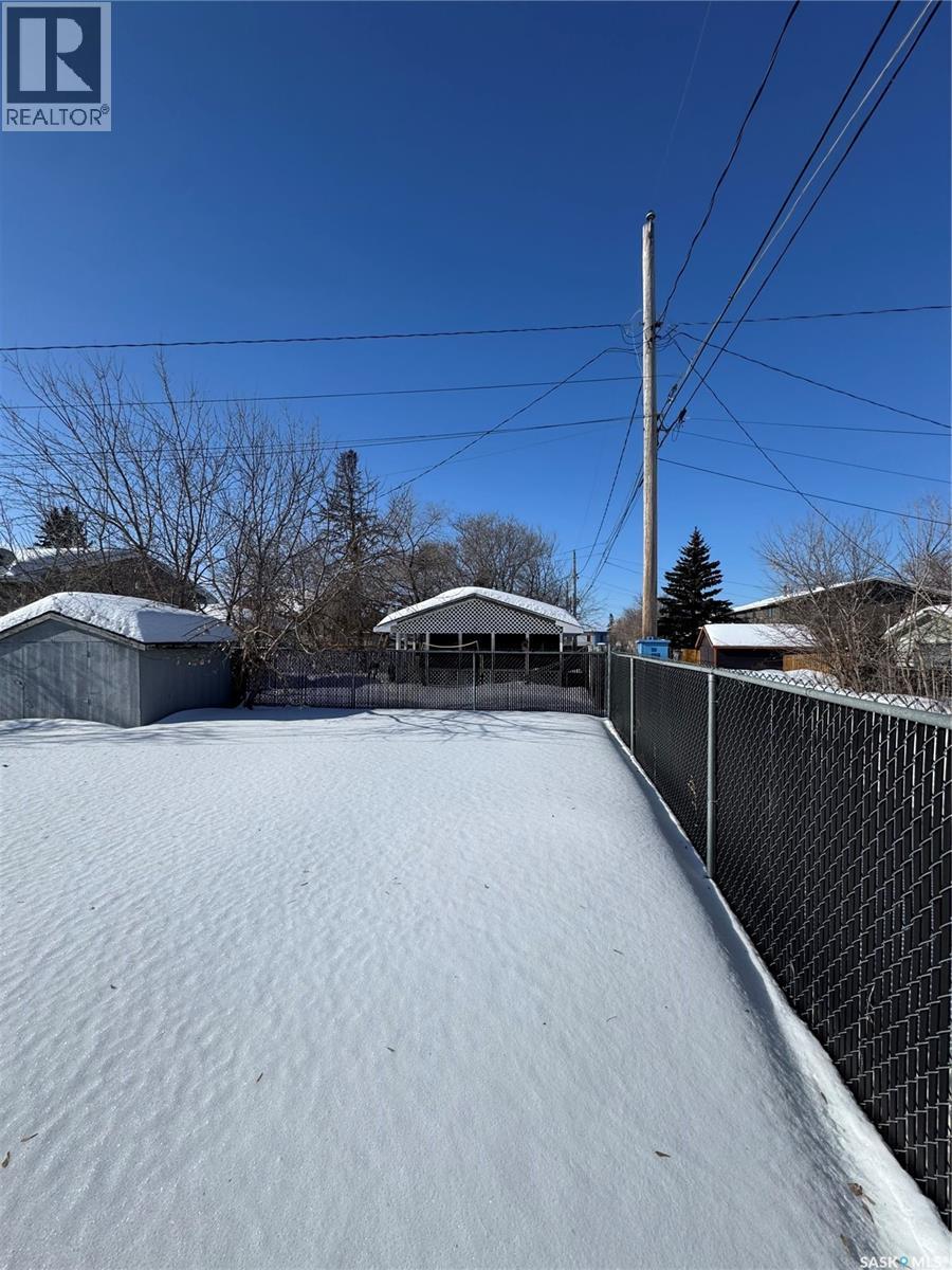 552 6th Street E, Prince Albert, Saskatchewan  S6V 0N4 - Photo 17 - SK029534