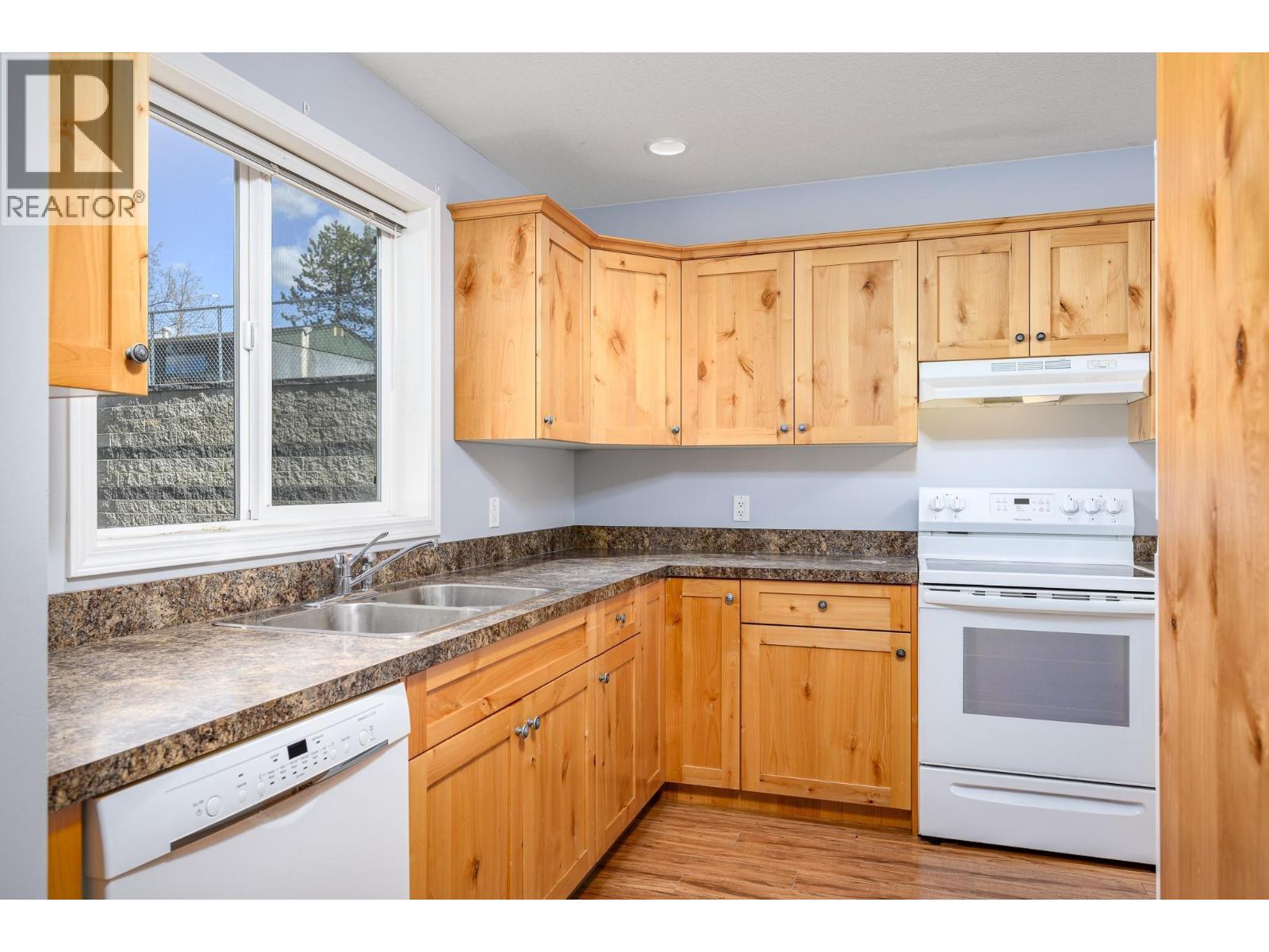 780 20 Street Ne Unit# 1-4, Salmon Arm, British Columbia  V1E 2K9 - Photo 10 - 10386172