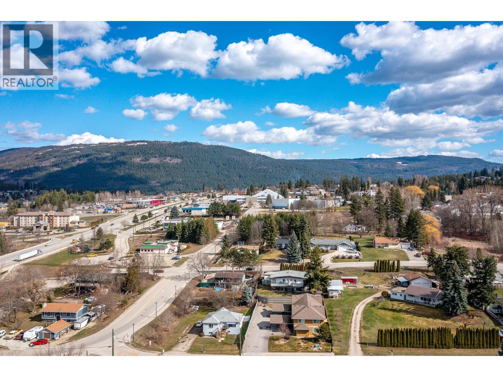 780 20 Street Ne Unit# 1-4, Salmon Arm, British Columbia  V1E 2K9 - Photo 28 - 10386172