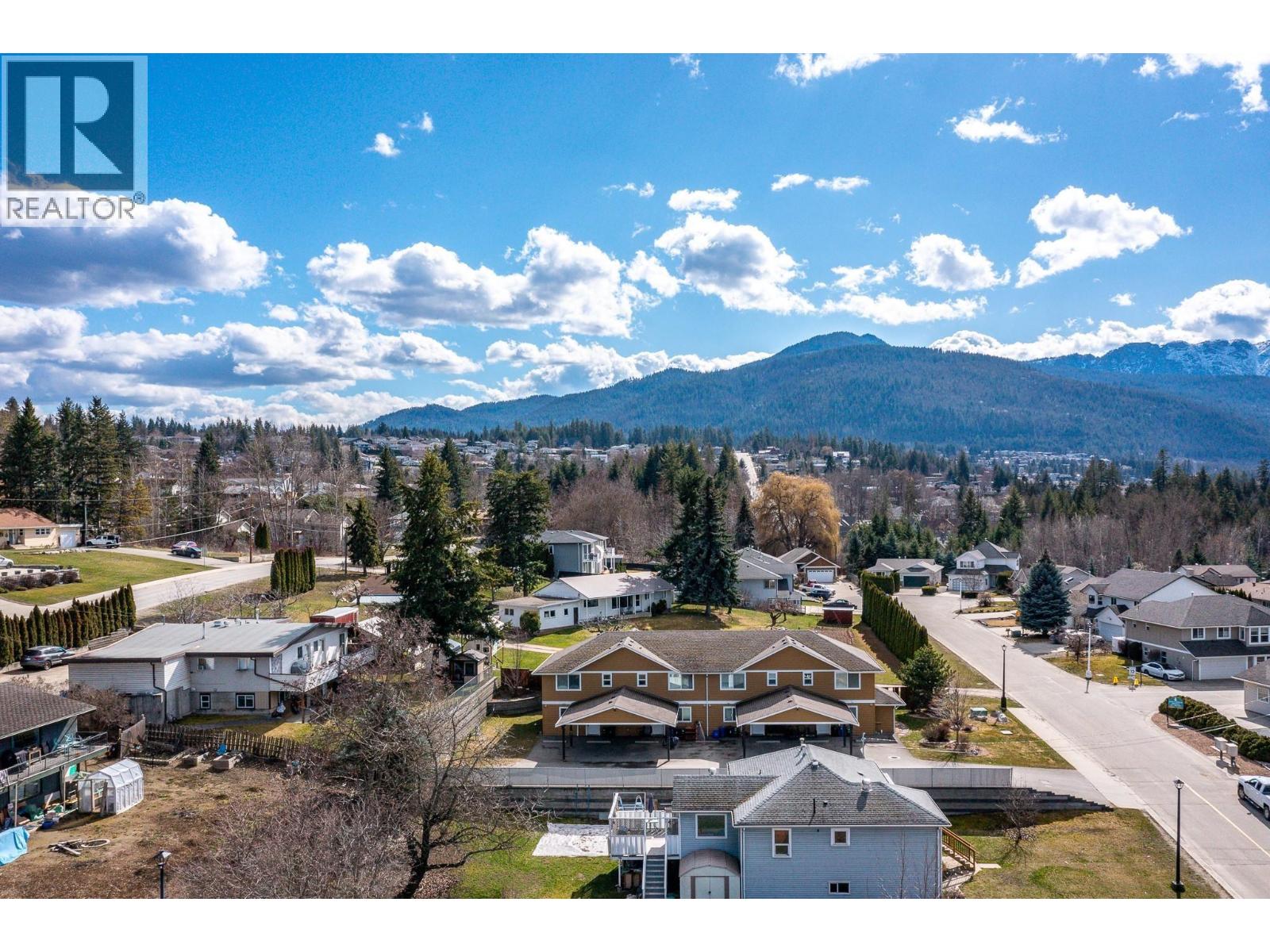 780 20 Street Ne Unit# 1-4, Salmon Arm, British Columbia  V1E 2K9 - Photo 4 - 10386172