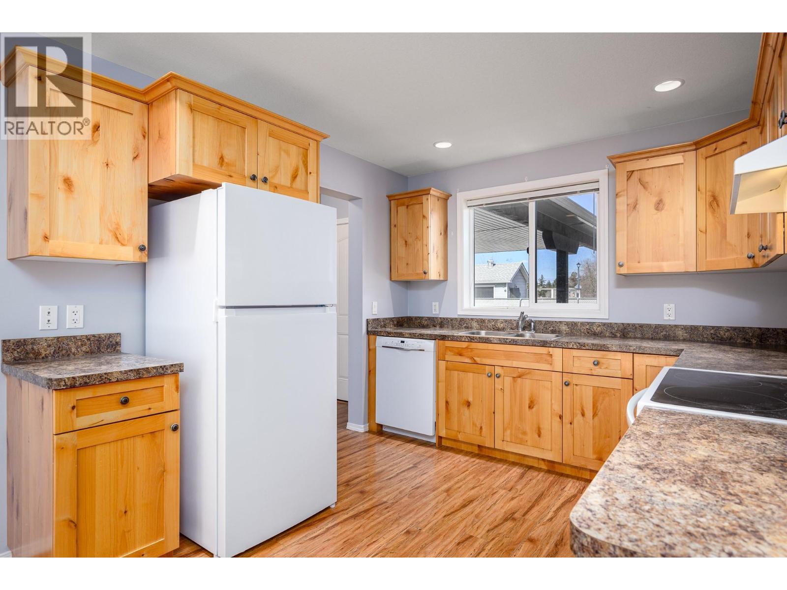 780 20 Street Ne Unit# 1-4, Salmon Arm, British Columbia  V1E 2K9 - Photo 9 - 10386172