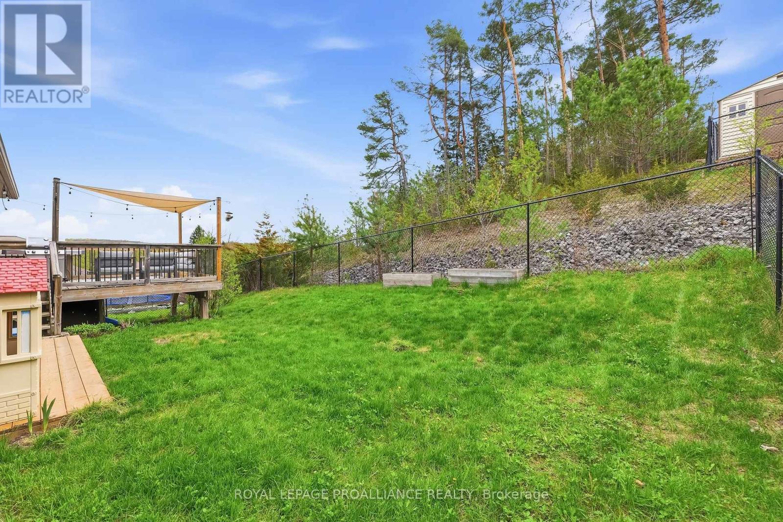 9 Mitchell Drive, Quinte West, Ontario  K0K 2C0 - Photo 40 - X13093392