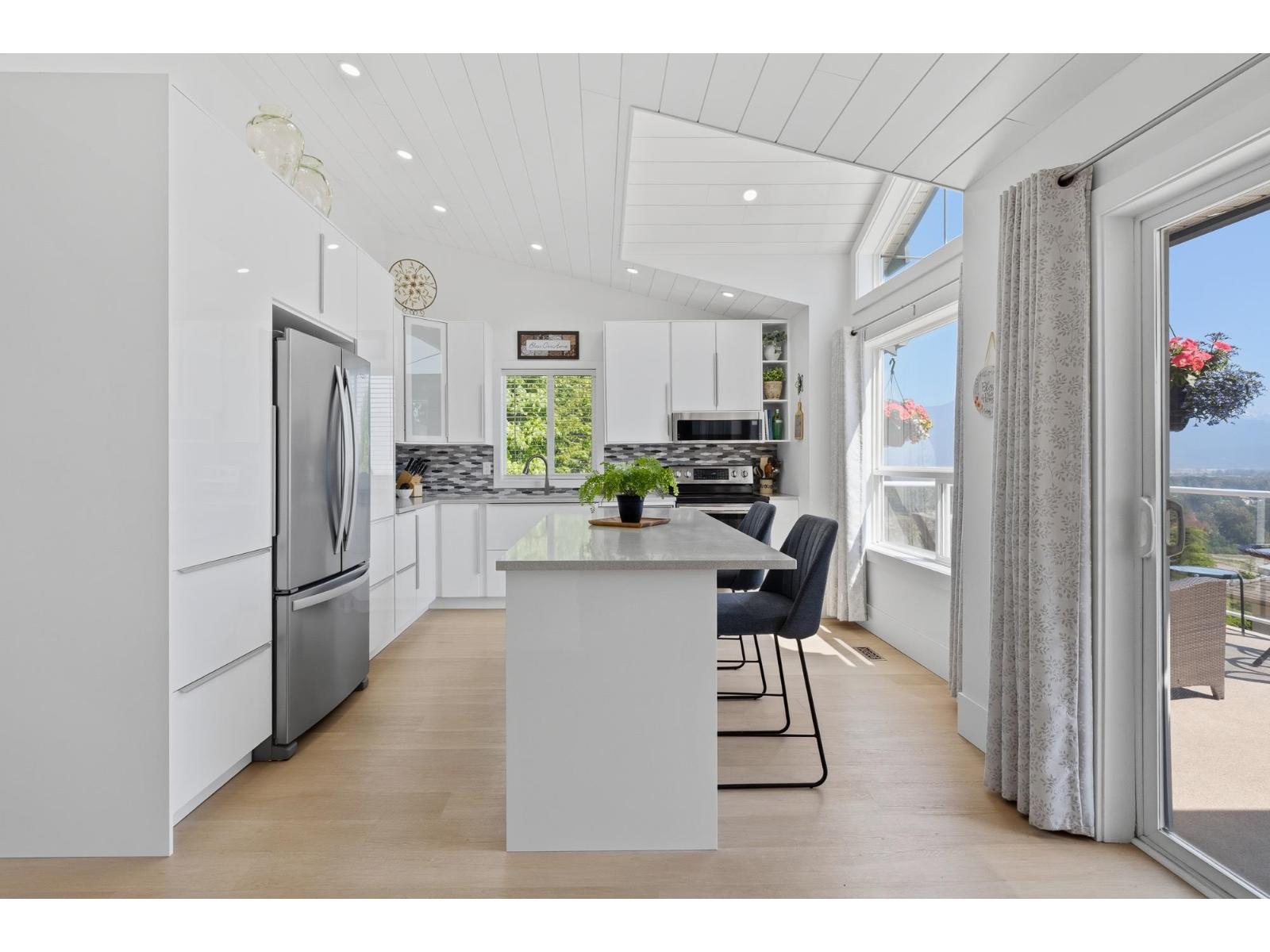 46 8590 Sunrise Drive, Chilliwack Mountain, Chilliwack, British Columbia  V2R 3Z4 - Photo 10 - R3120376