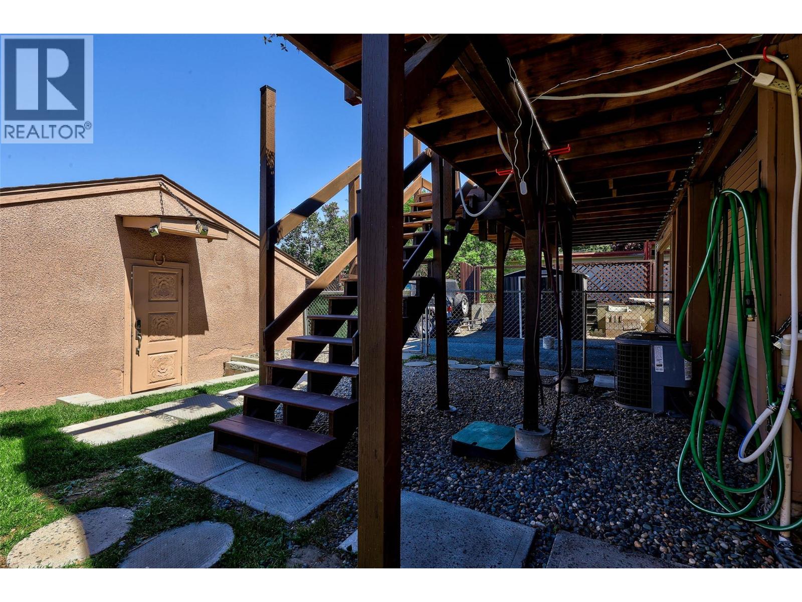 760 Munro Street, Kamloops, British Columbia  V2C 3E8 - Photo 39 - 10386178