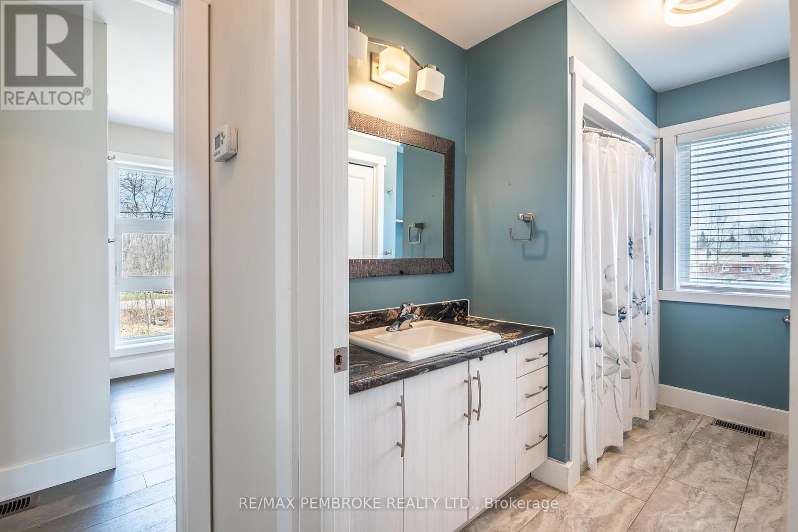 166 Golf Course Road, Laurentian Valley, Ontario  K8A 7B1 - Photo 24 - X13093320