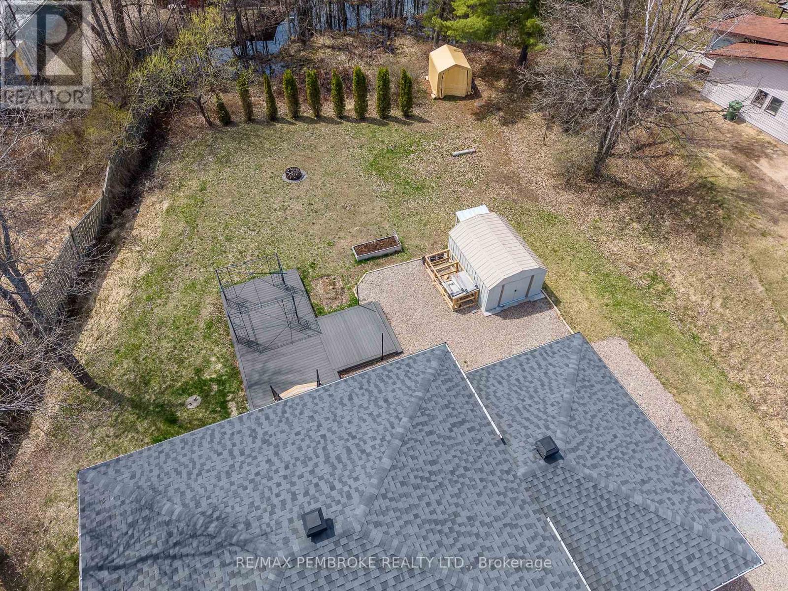 166 Golf Course Road, Laurentian Valley, Ontario  K8A 7B1 - Photo 6 - X13093320
