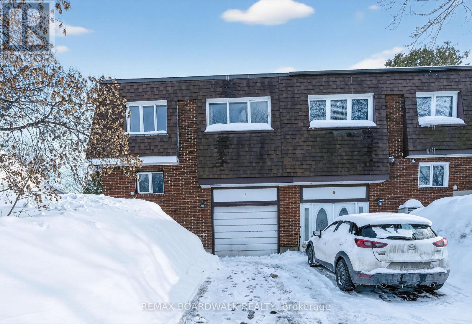 8 OBERON STREET, Ottawa, Ontario