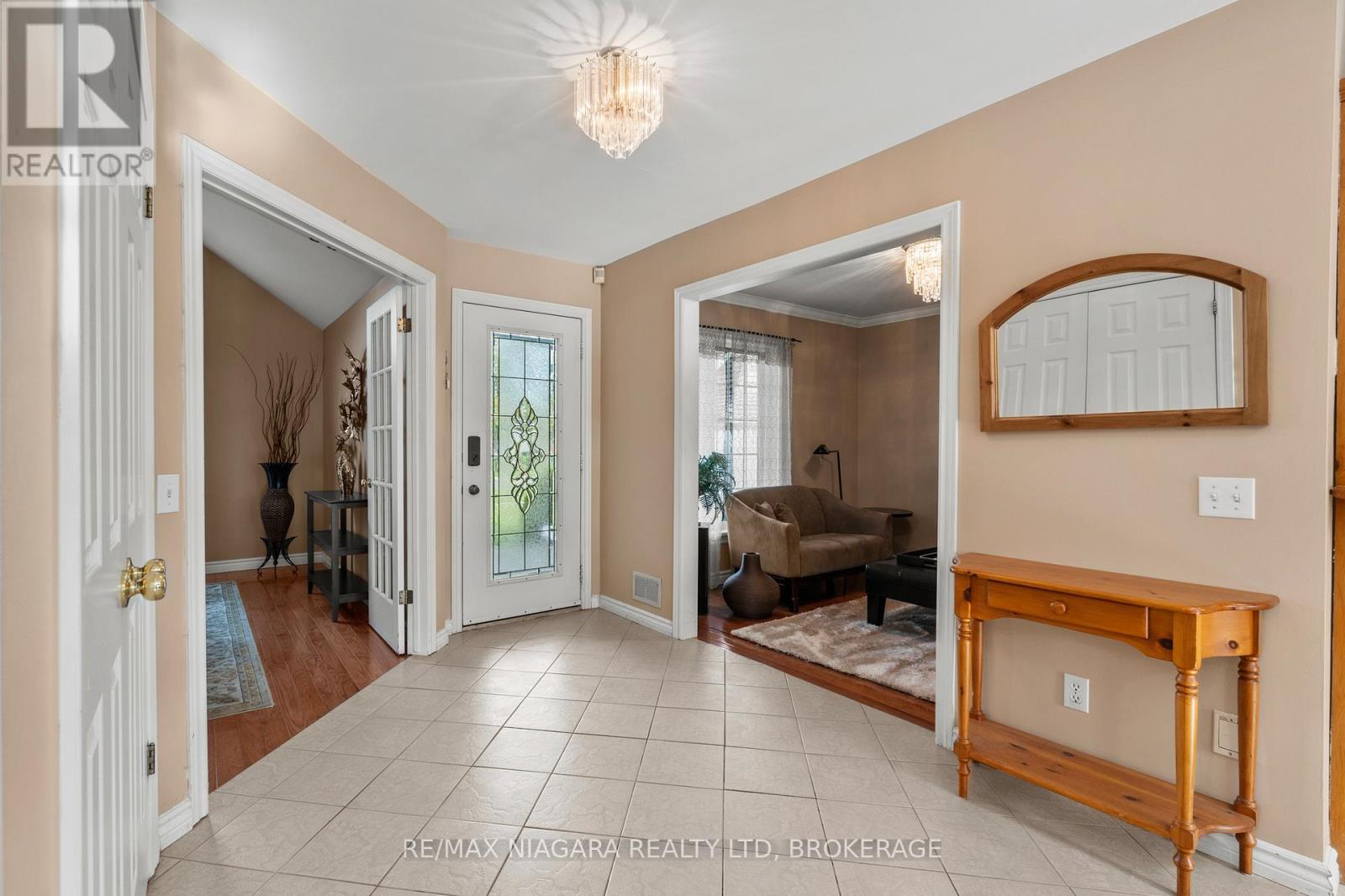 73 First St Louth Street, St. Catharines, Ontario  L2W 1A6 - Photo 12 - X13093378