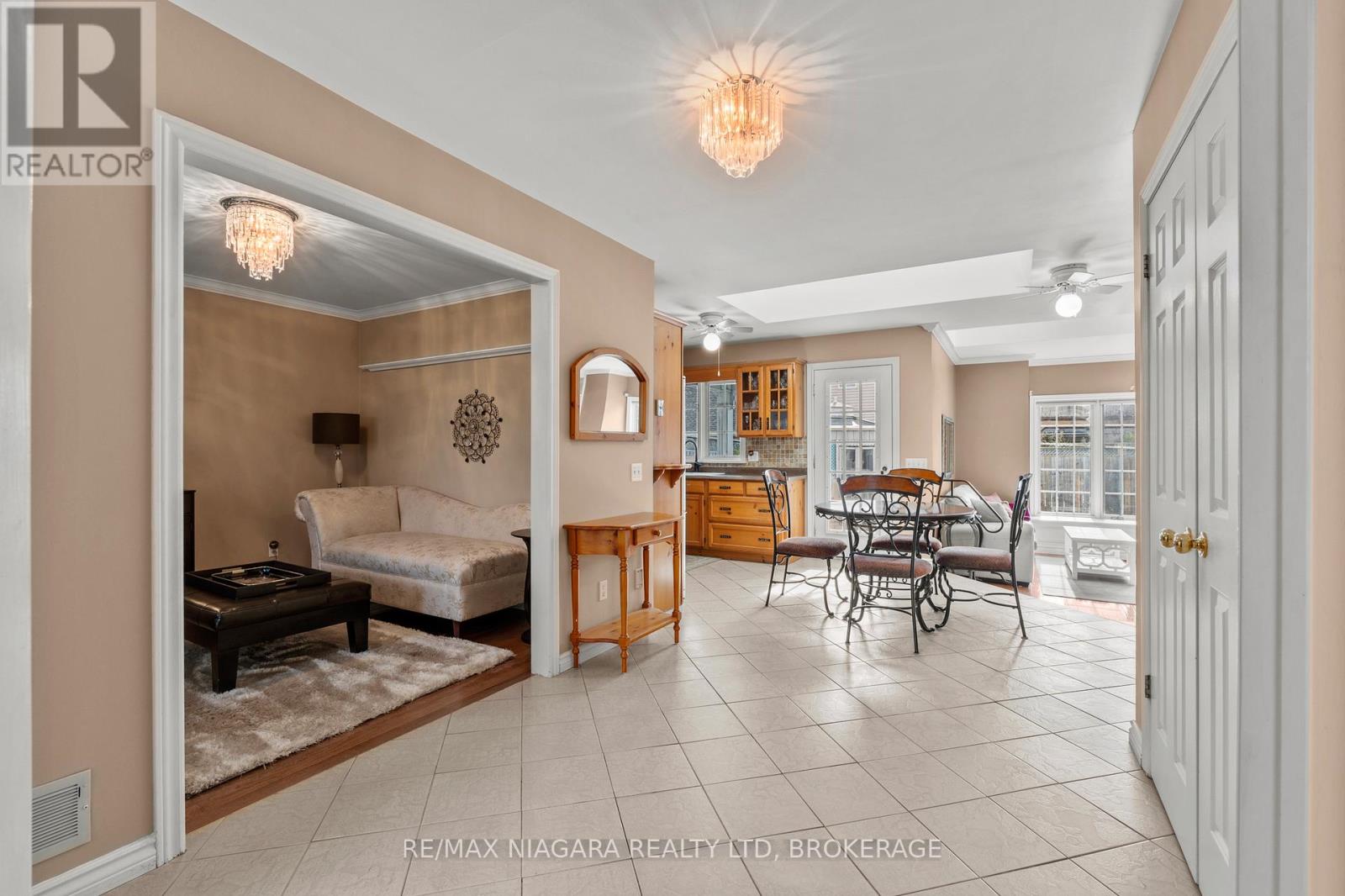 73 First St Louth Street, St. Catharines, Ontario  L2W 1A6 - Photo 13 - X13093378