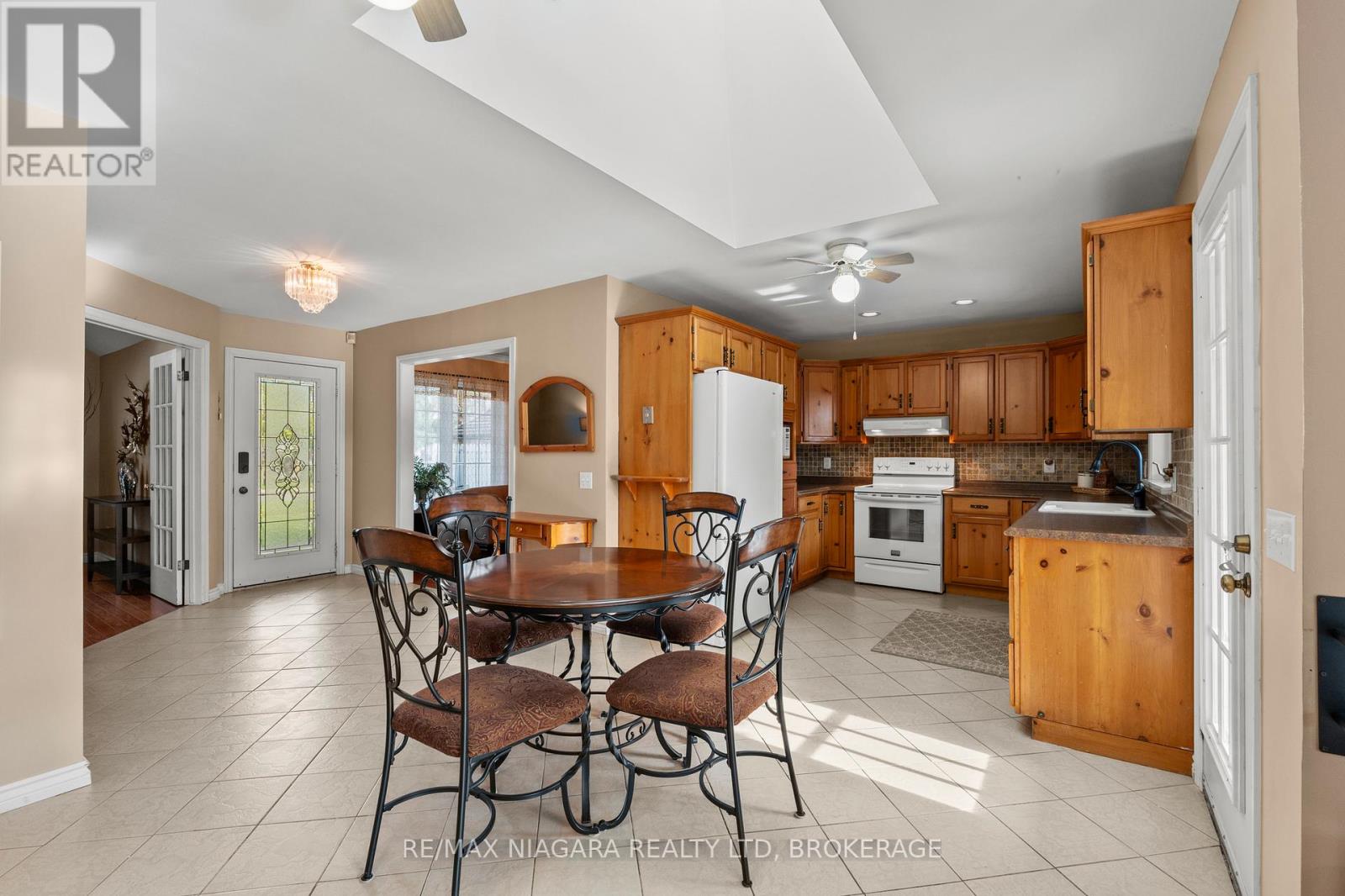 73 First St Louth Street, St. Catharines, Ontario  L2W 1A6 - Photo 18 - X13093378