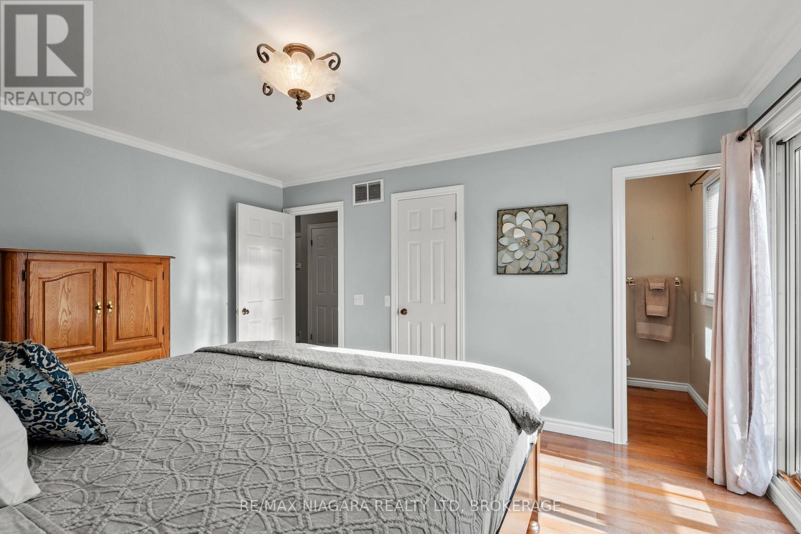 73 First St Louth Street, St. Catharines, Ontario  L2W 1A6 - Photo 22 - X13093378