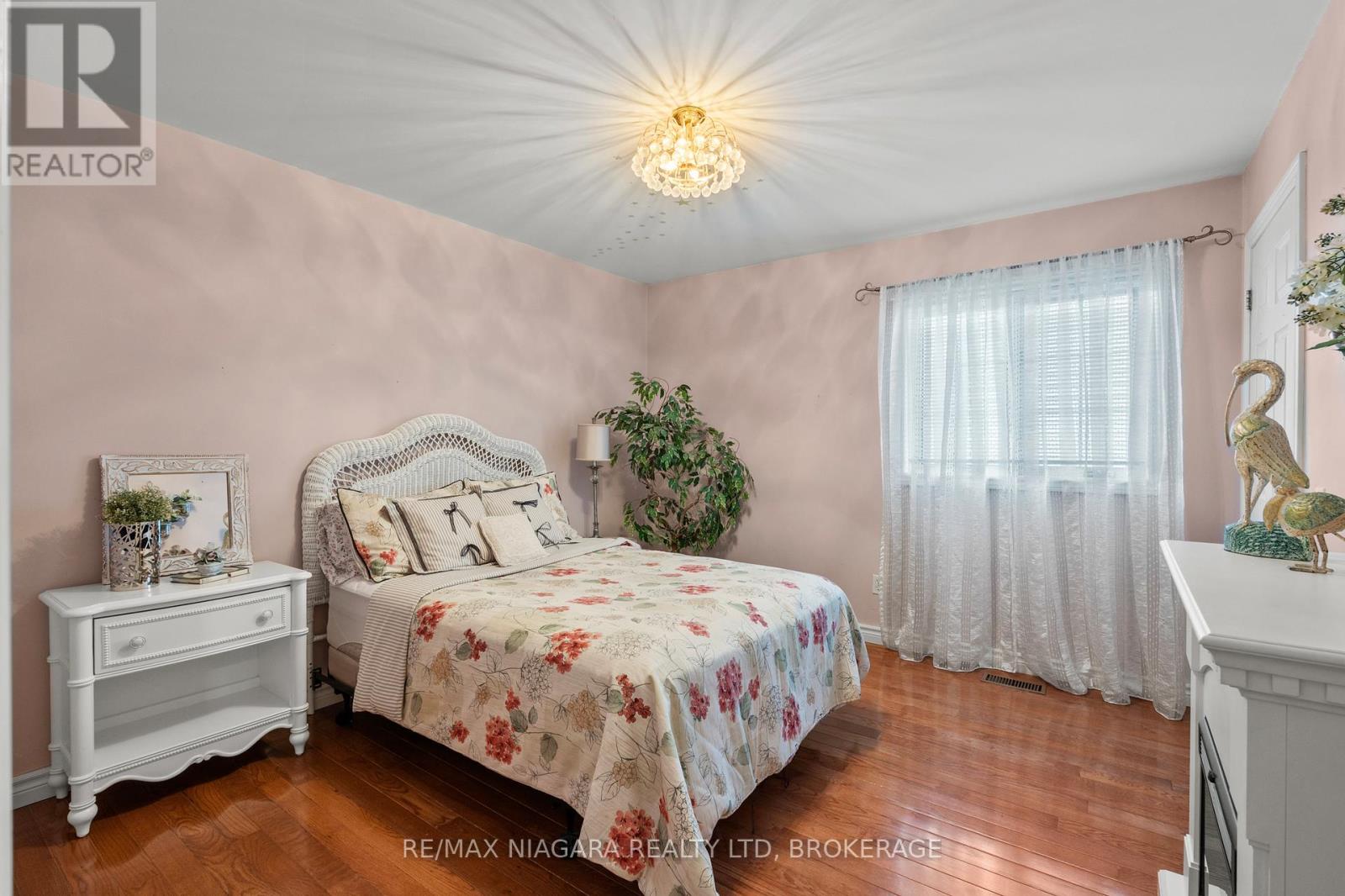 73 First St Louth Street, St. Catharines, Ontario  L2W 1A6 - Photo 24 - X13093378