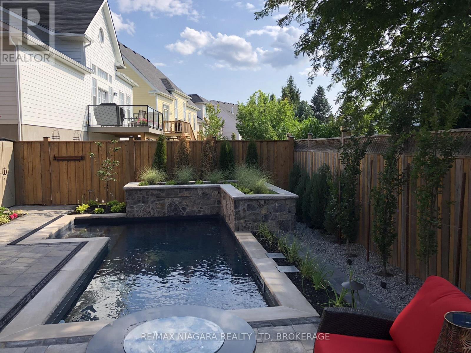 74 Brock Street, Niagara-On-The-Lake, Ontario  L0S 1J0 - Photo 2 - X13093398